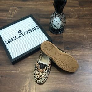 Fuzzy Cheetah Sperry Size 7.5